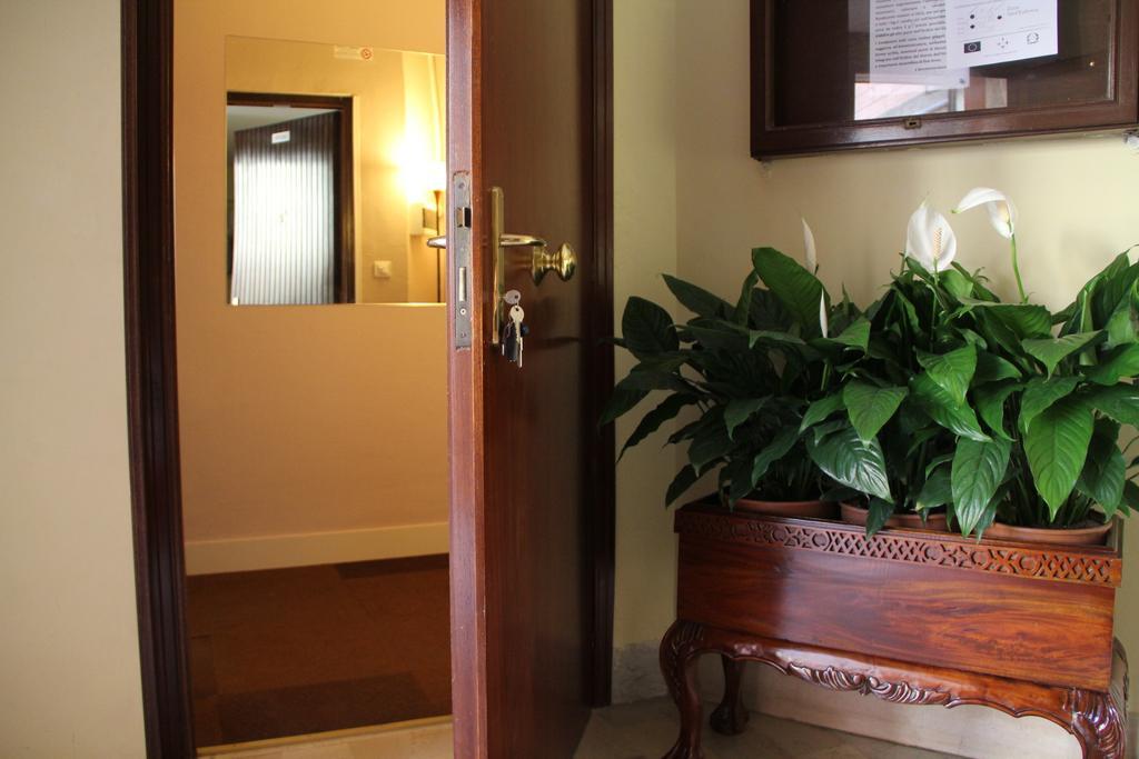 Salva Gente Hotel ซานเตอูเฟเมีย ลาเมเซีย ภายนอก รูปภาพ