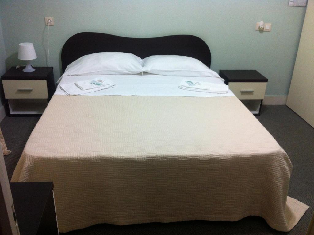 Salva Gente Hotel ซานเตอูเฟเมีย ลาเมเซีย ภายนอก รูปภาพ